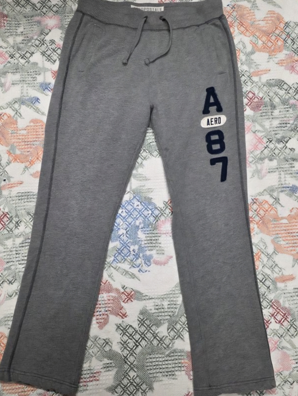 Aeropostale Gray Fleece Sweatpants with Logo Waistband